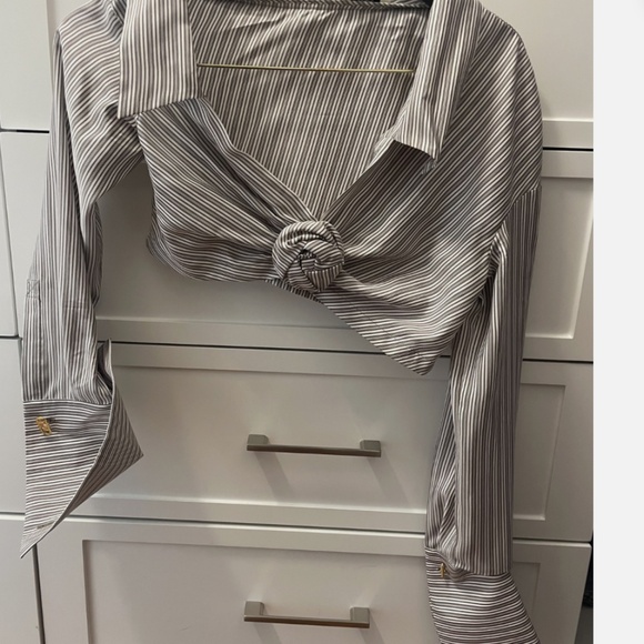 ORIGINAL FENDI TOP - Picture 6 of 8